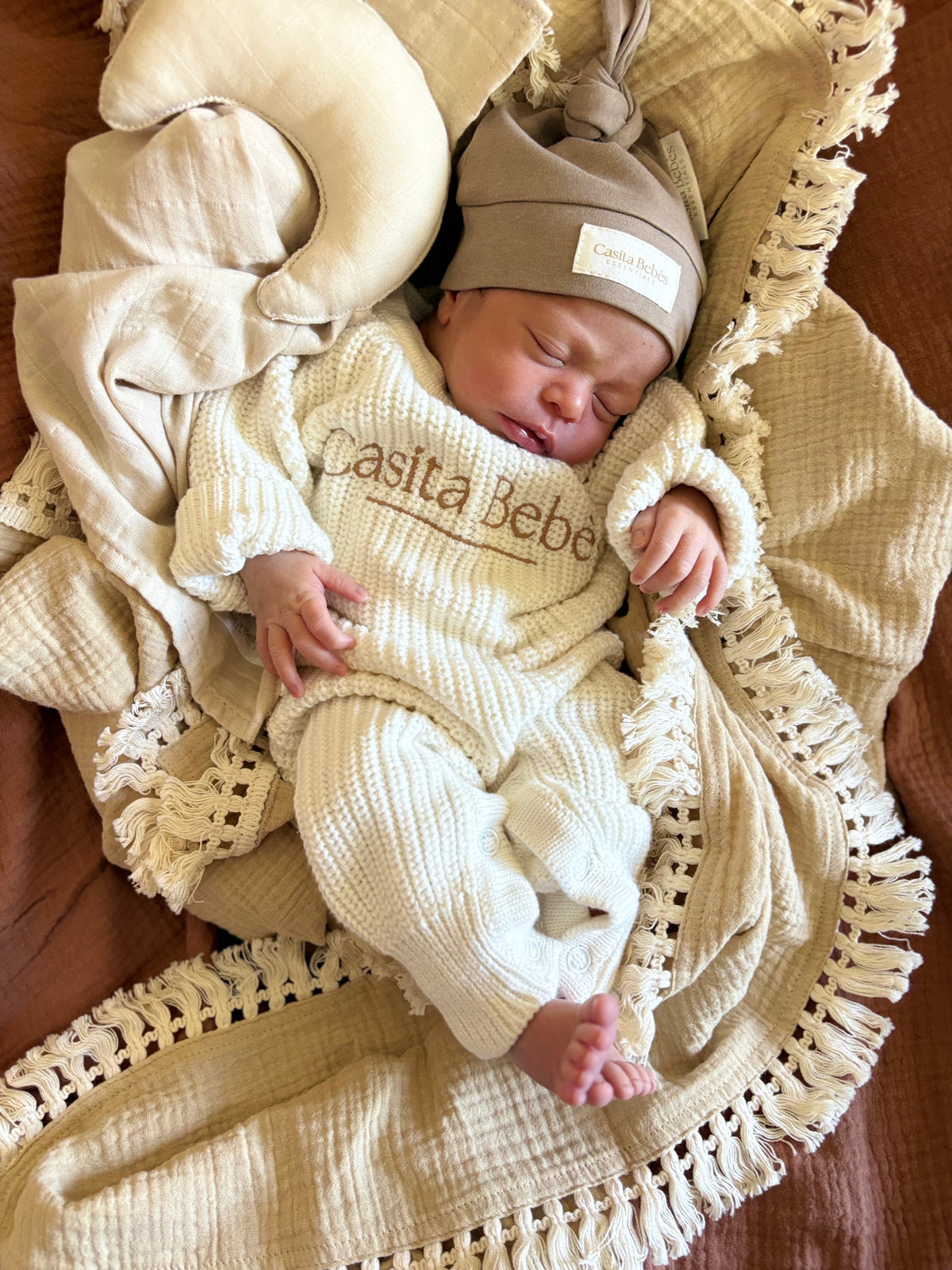 Essentīals Neutral Tuscan Tassel Blanket