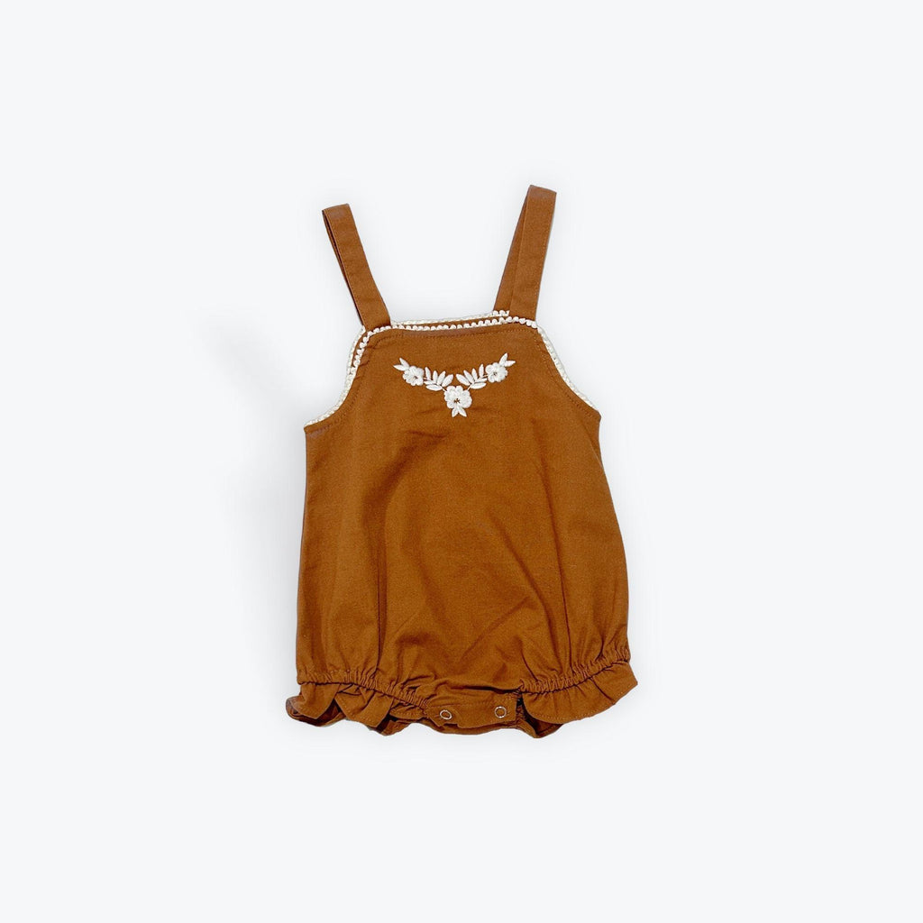 Mamīta Siena Pinafore